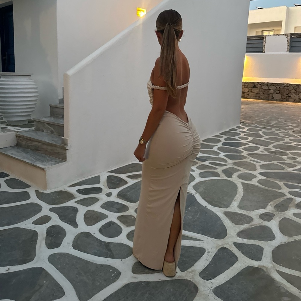 Backless Maxi Dress